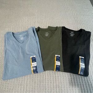 George Men’s V-Neck T-Shirts 3 New with tags - Blue, Olive, Grey Size Large